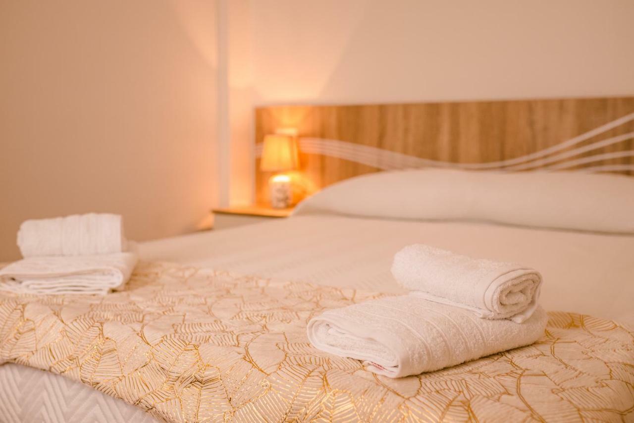 Apartamentos Enteros O Lagar ميليدي المظهر الخارجي الصورة